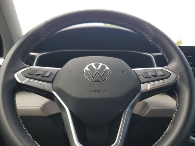 Used 2025  Volkswagen 1.5T SE image 13