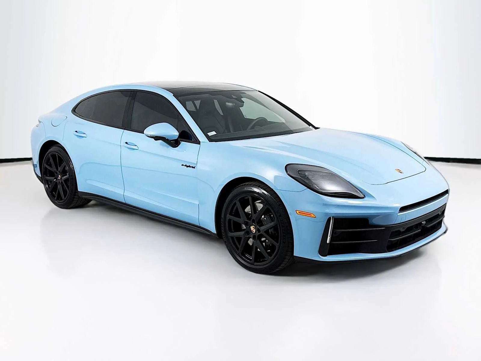 2026 Porsche Panamera 4 E-Hybrid - Photo 7