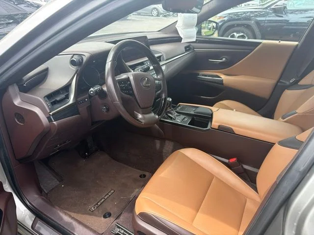 Used 2021 Silver Lexus 250 image 9