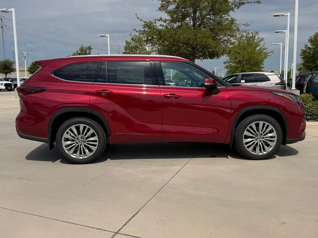 New 2026 Ruby Flare Pearl Toyota Platinum image 3