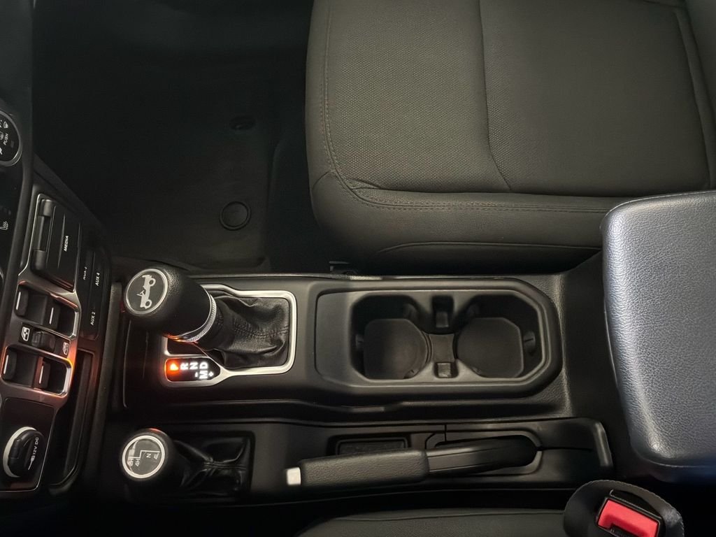 Used 2020 Gray Jeep Unlimited Sport S image 29
