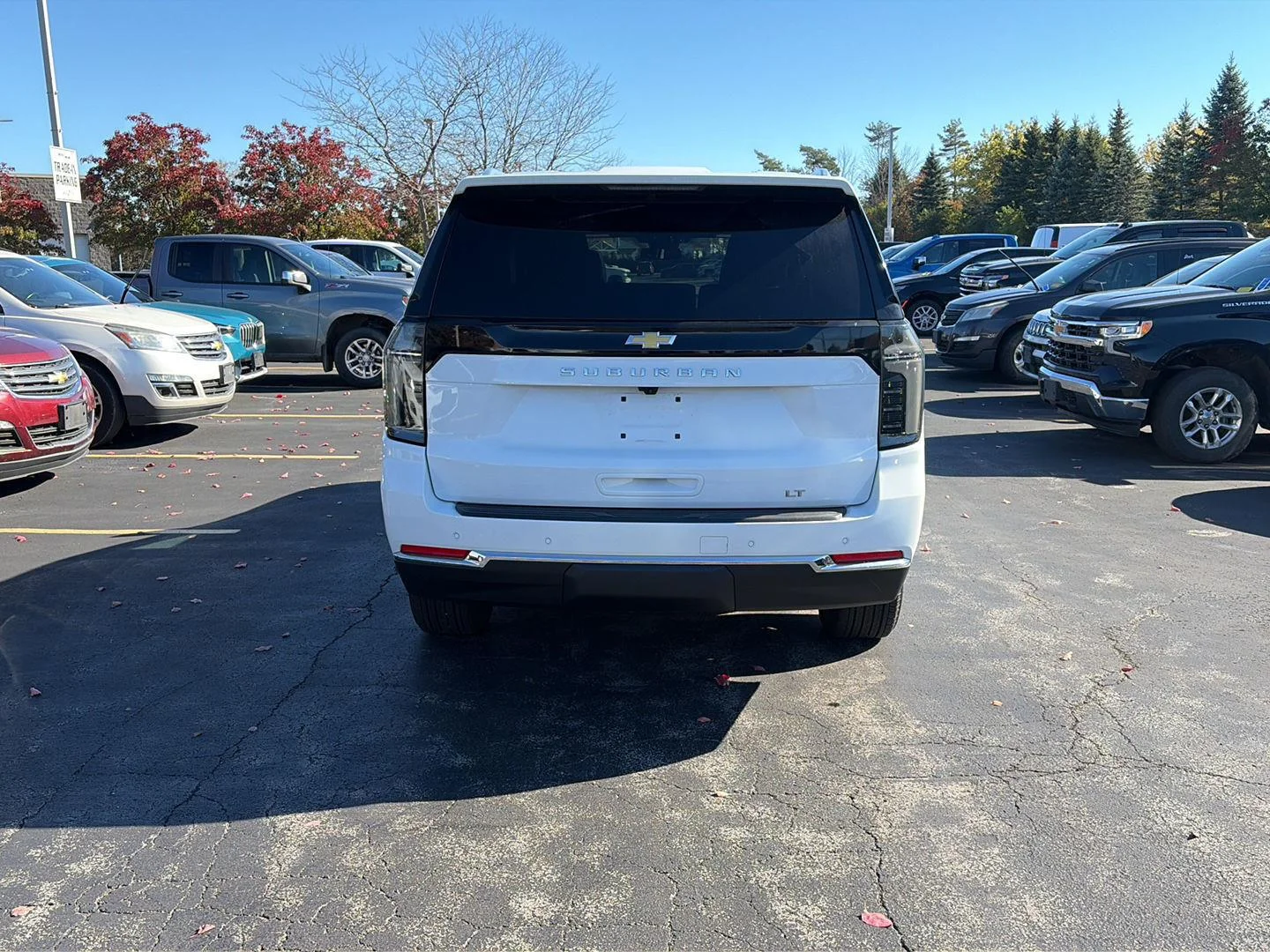 Used 2026 Summit White Chevrolet LT image 6