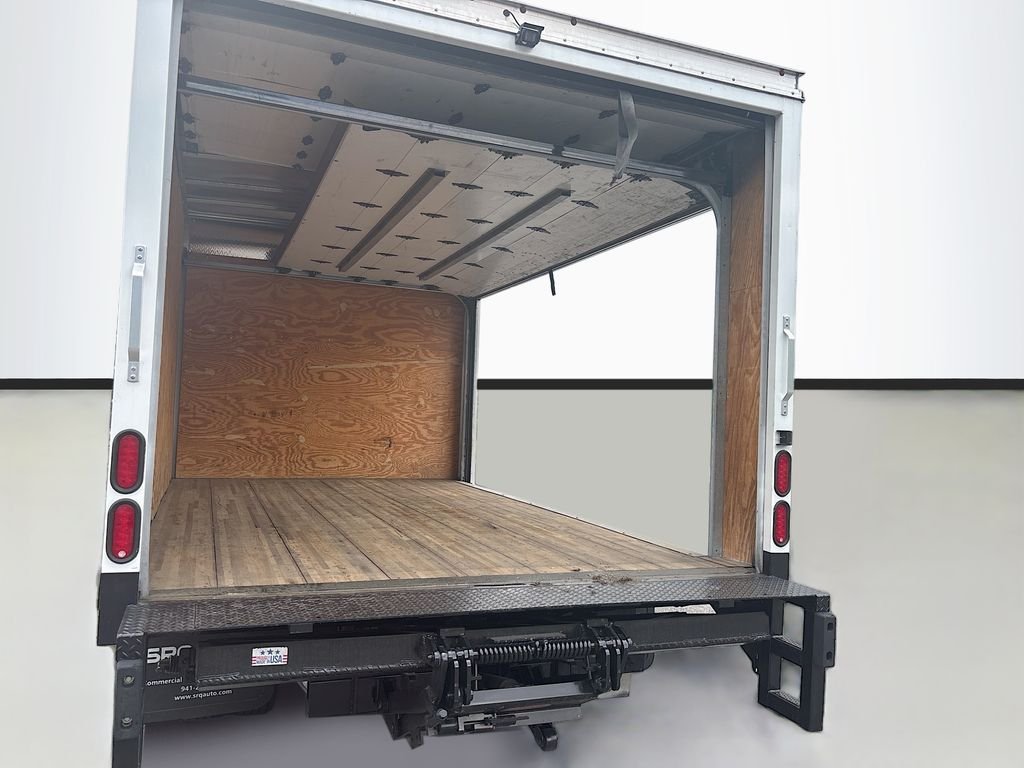 Used 2021 Arc White Chevrolet Base image 12