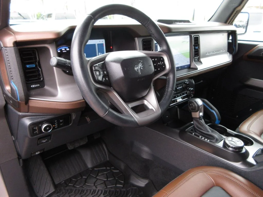 Used 2023 Iconic Silver Metallic Ford Outer Banks image 11