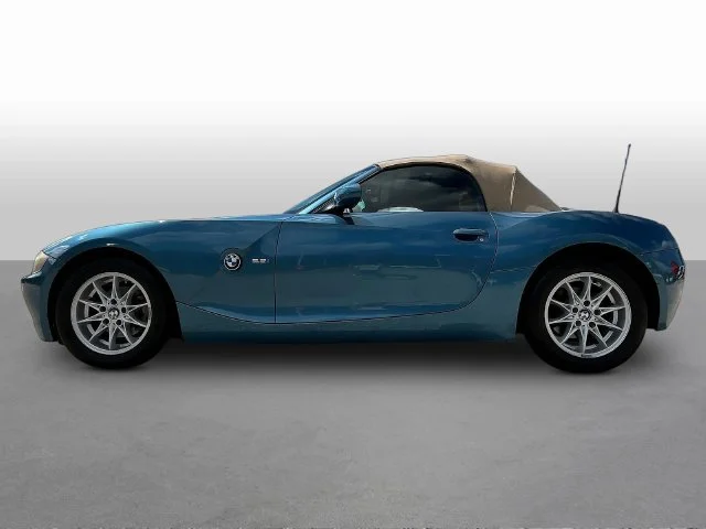 Used 2004 Blue BMW 2.5i image 4