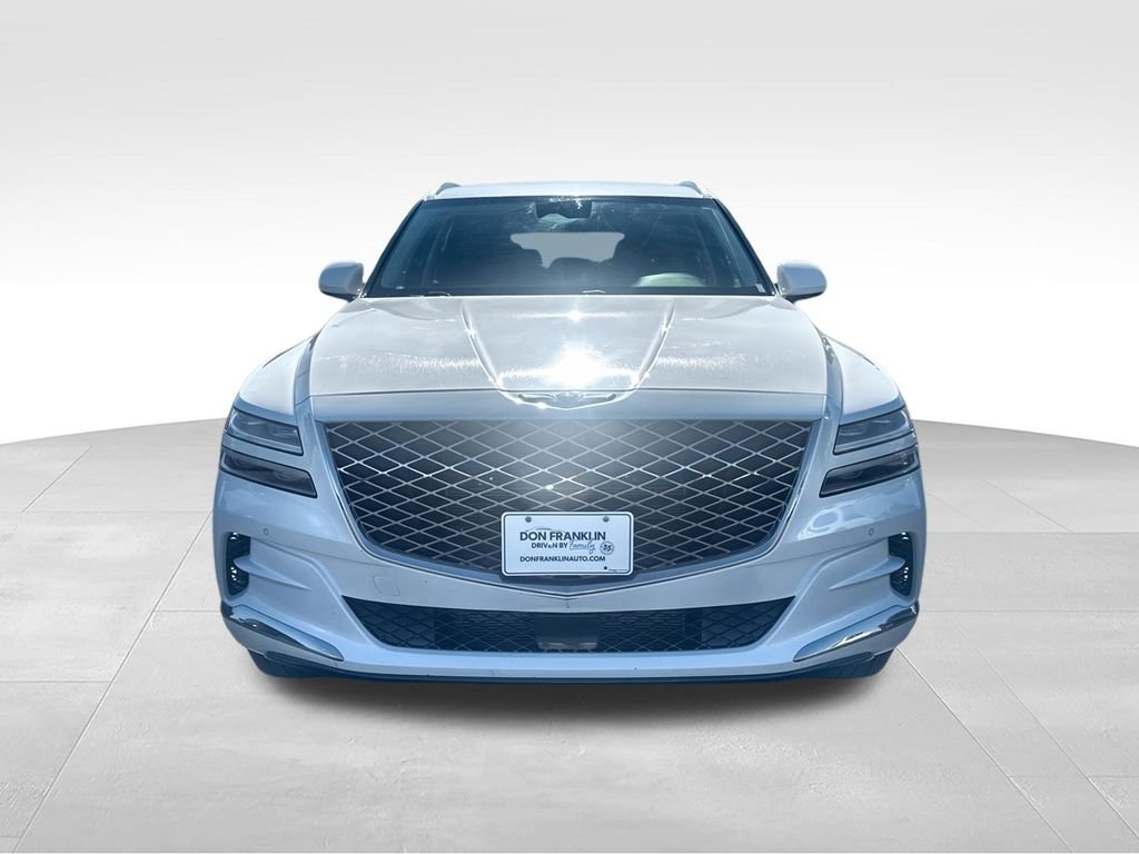 Used 2024 White Genesis 2.5T image 3
