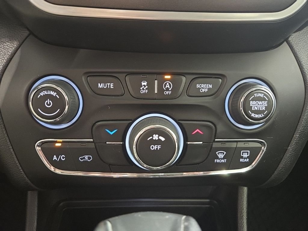 2020 Jeep Cherokee Trailhawk - Photo 14