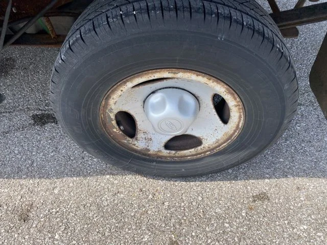 Used 1997 Black Ford  image 19