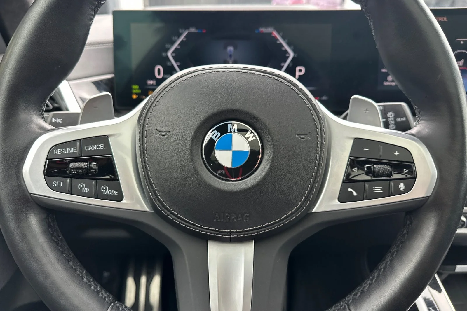 Used 2023 Brooklyn Grey Metallic BMW xDrive40i image 23