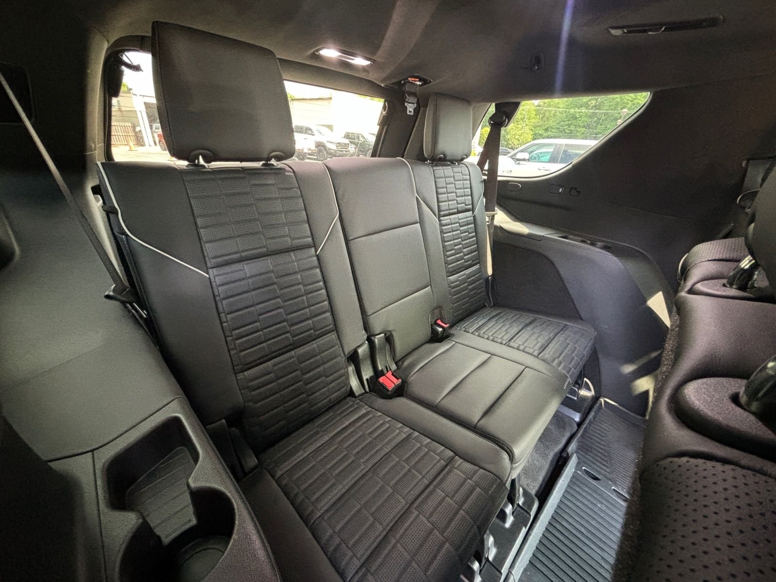 Used 2024 Gray Cadillac Sport Platinum image 18