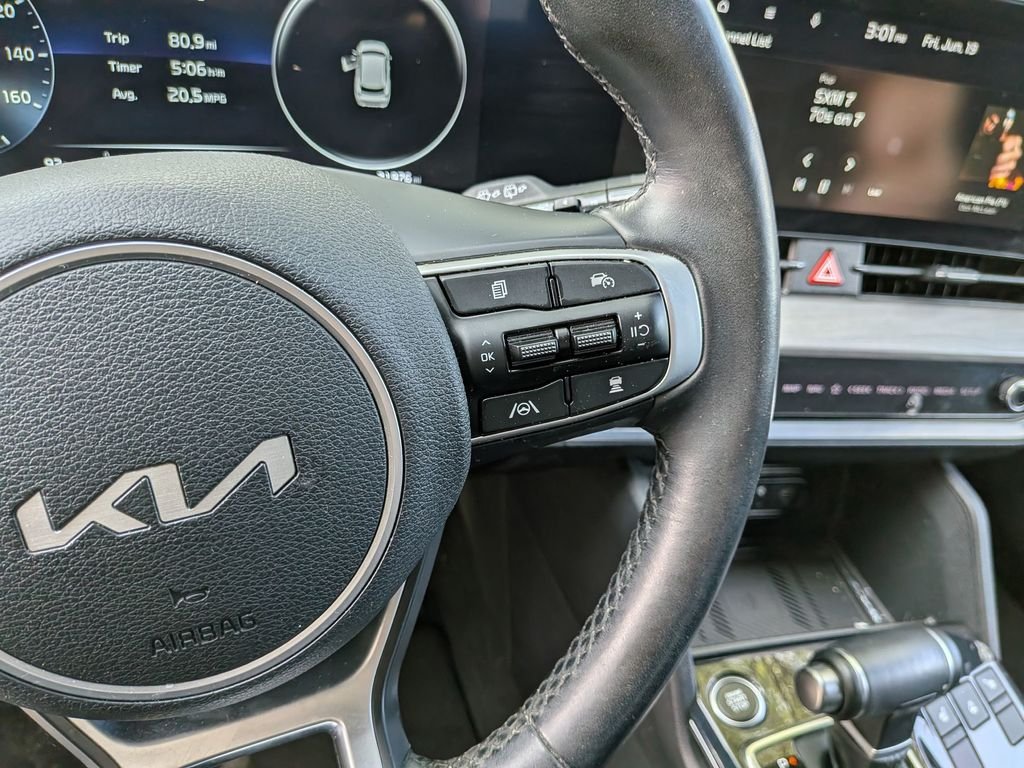 Used 2024 Gray Kia X-Pro image 20