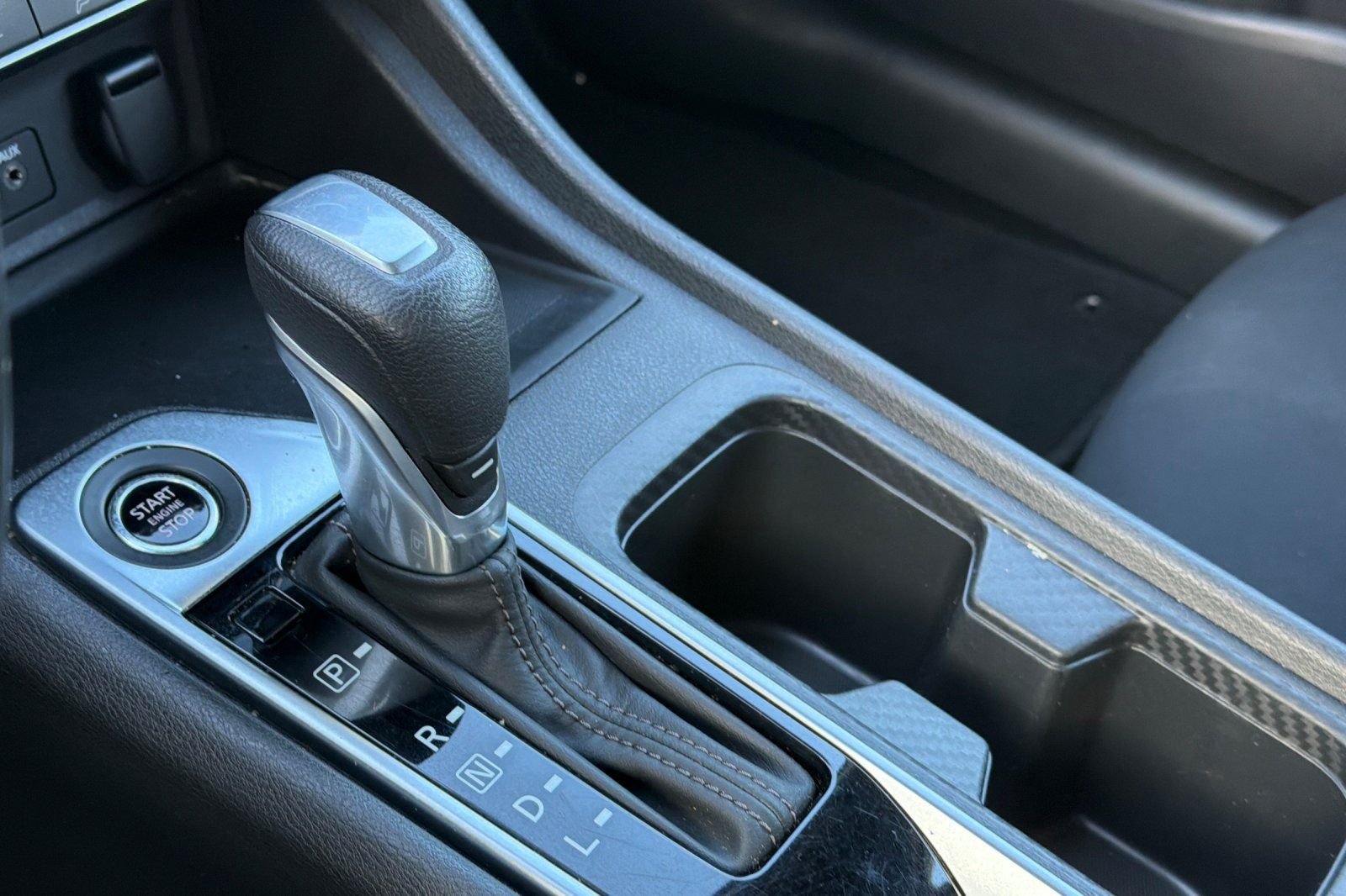 2025 Nissan Sentra SV - Photo 38