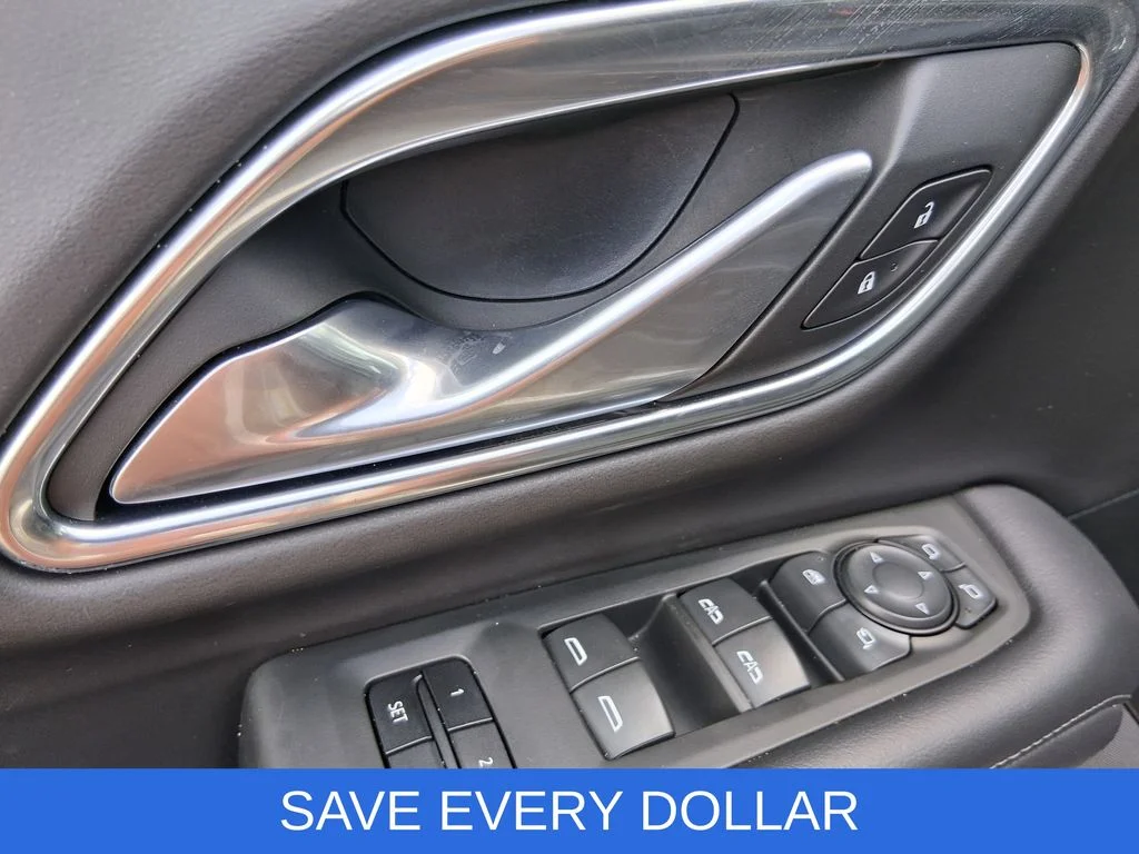Used 2022 Beige Chevrolet Z71 image 13