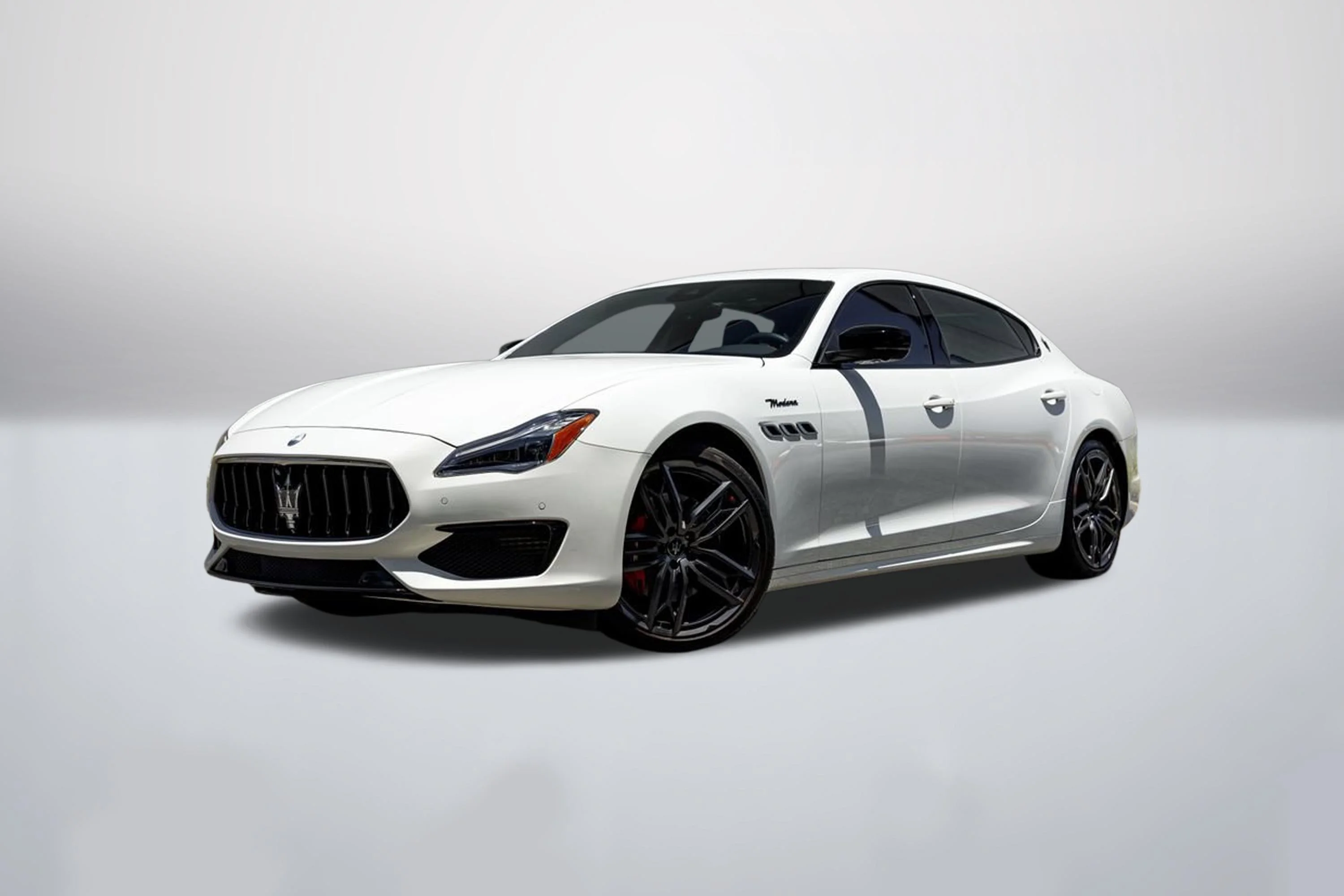 Used 2022 Bianco Maserati Modena image 1