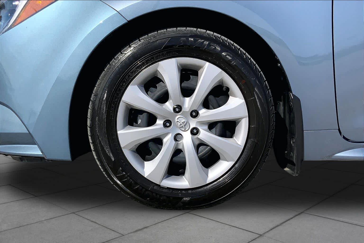 Used 2026 Celestite Toyota Hybrid LE image 11