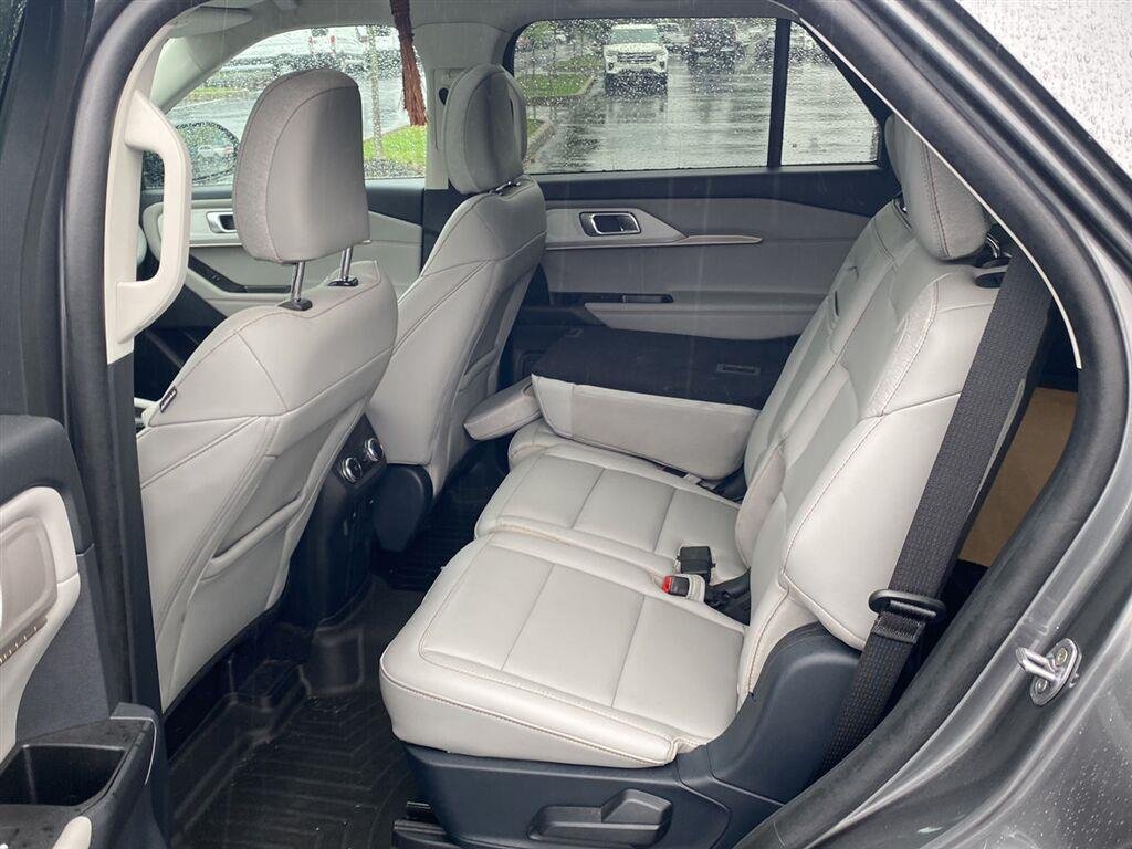 Used 2025 Carbonized Gray Ford Active image 15
