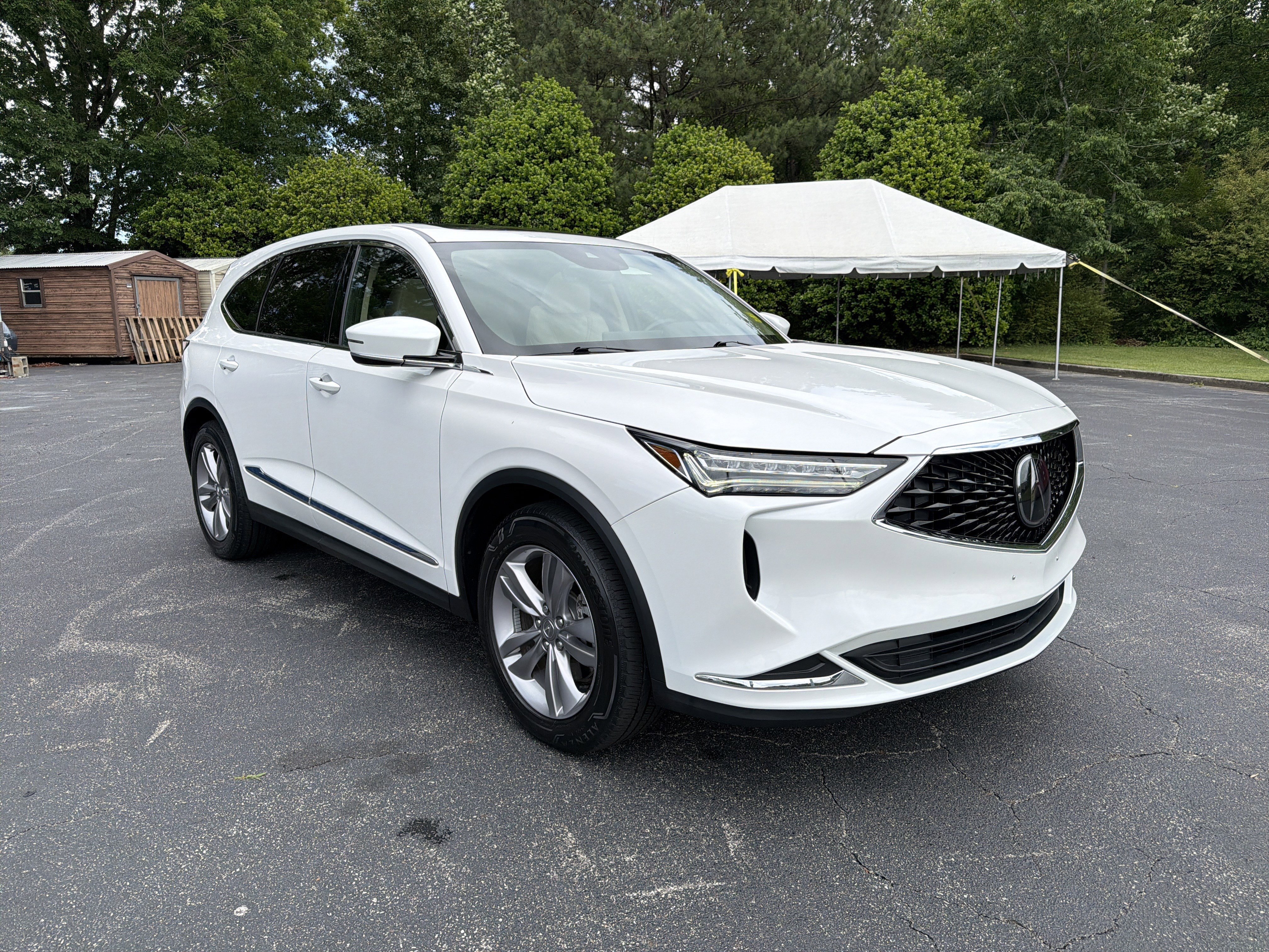 Used 2023  Acura  image 3