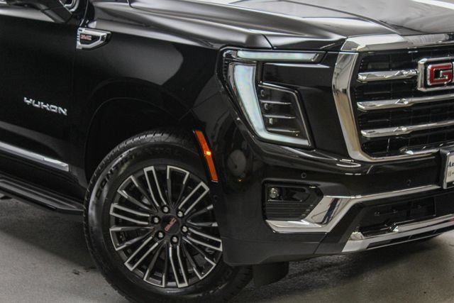 New 2026 Onyx Black GMC Elevation image 2