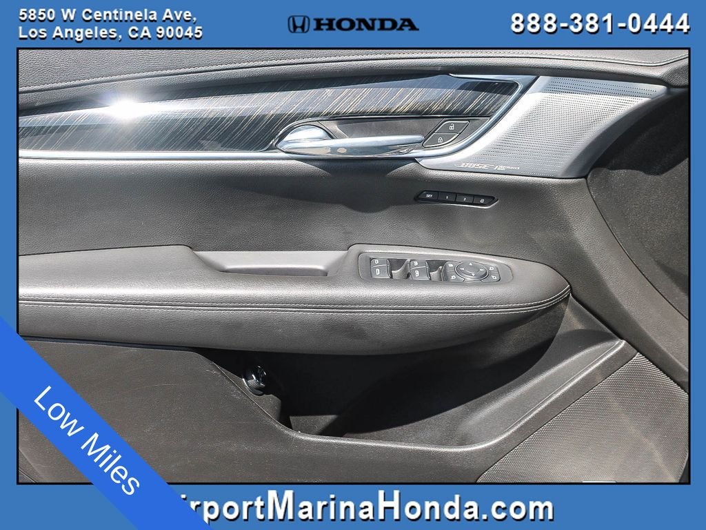 Used 2021 Wilder Metallic Cadillac Premium Luxury image 27
