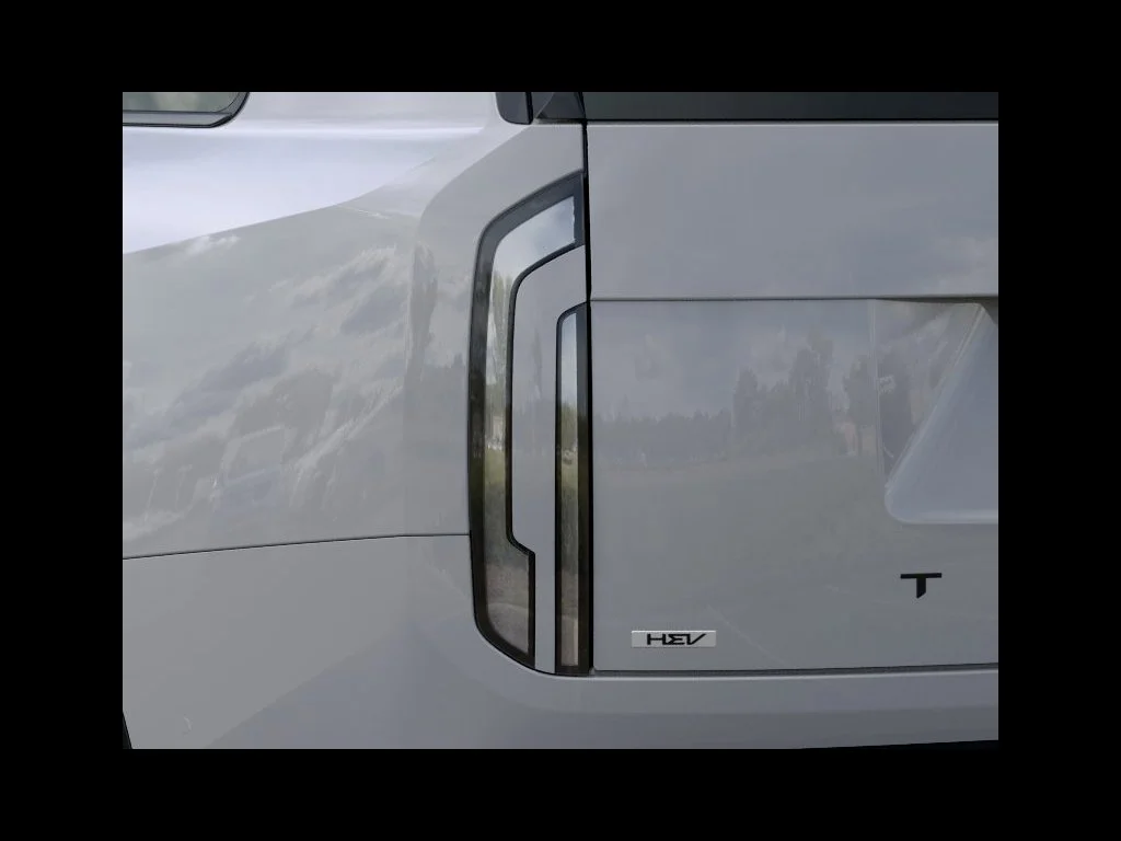 New 2027 Wolf Gray Kia X-LINE SX PRESTIGE image 24