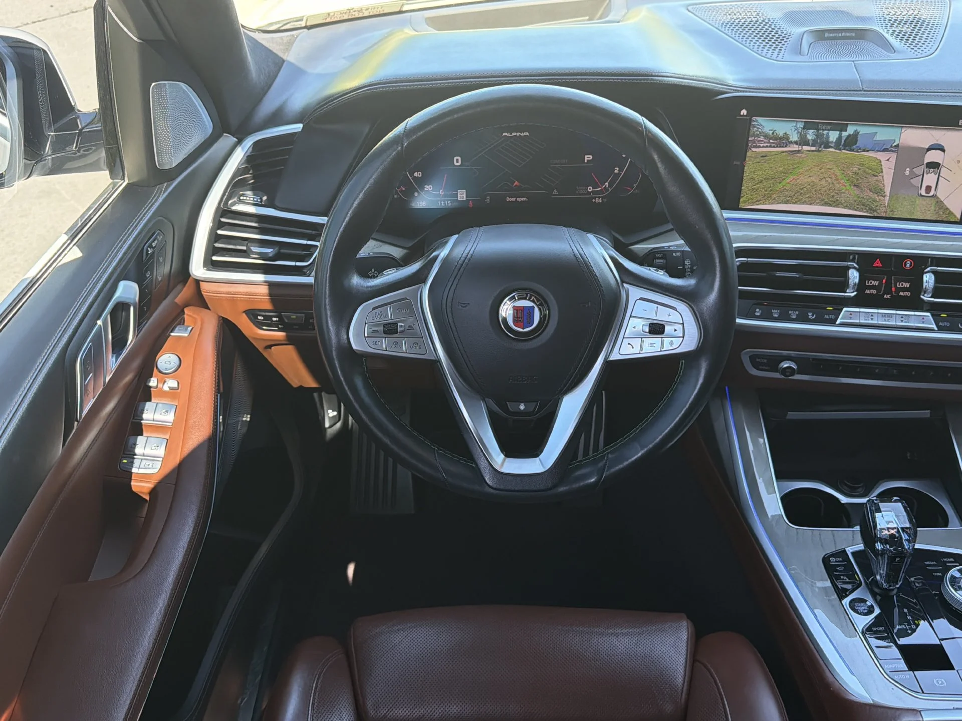 Used 2021 White BMW ALPINA XB7 image 16