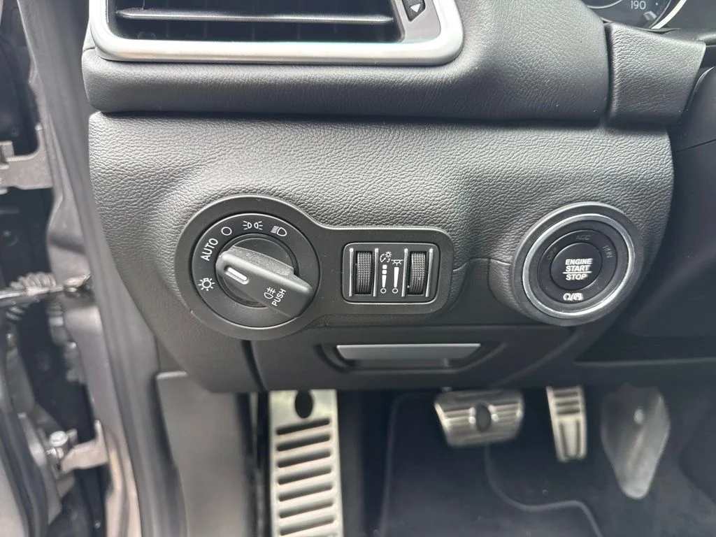 Used 2022  Maserati GT image 9