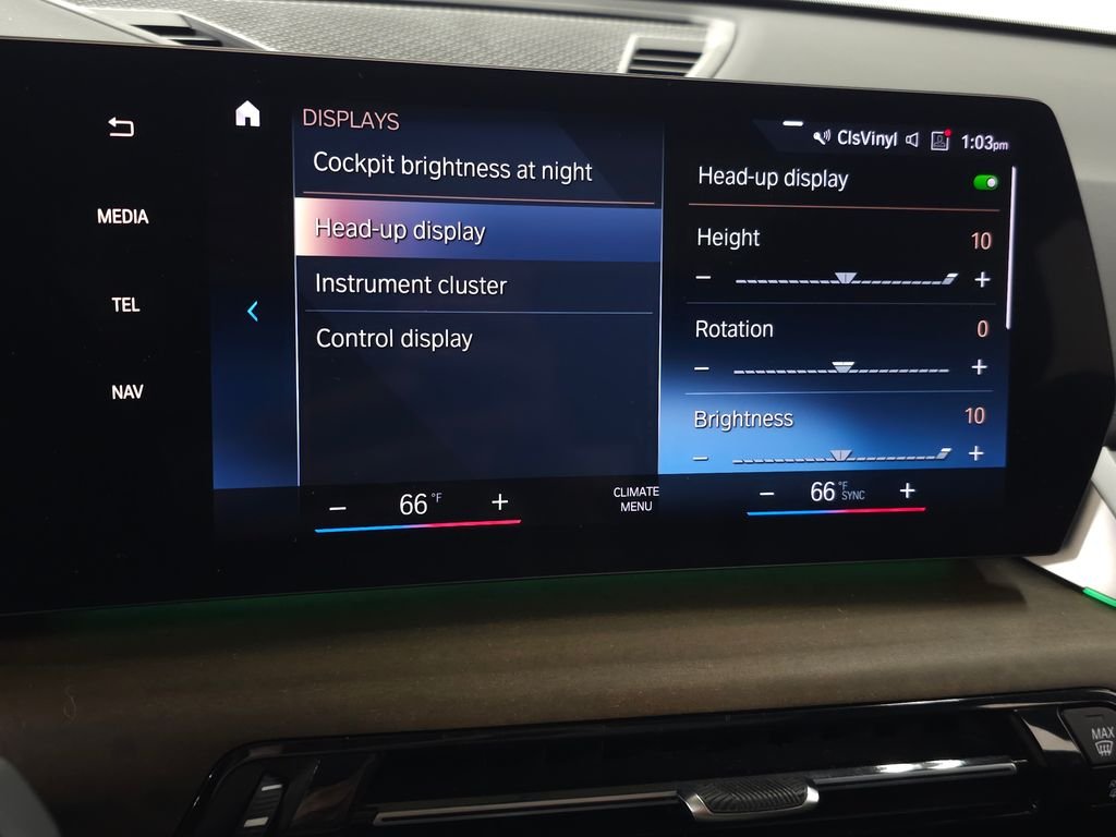 Used 2023 White Metallic BMW xDrive28i image 21