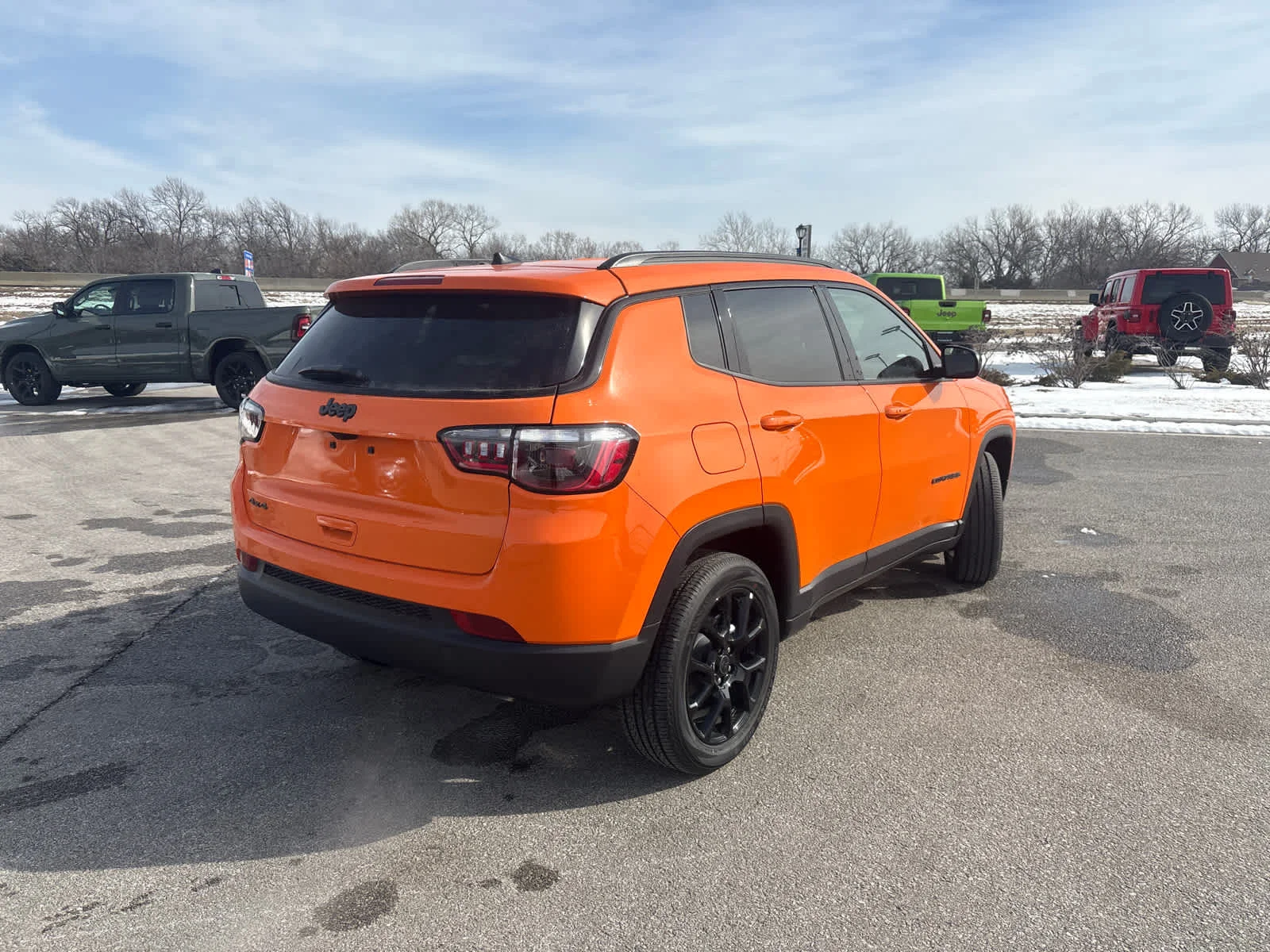 New 2026 Joose Exterior Paint Jeep Latitude Altitude image 9
