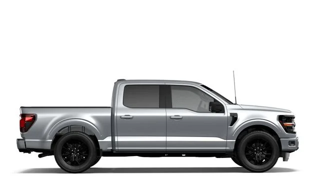 New 2026 Iconic Silver Metallic Ford XLT image 5