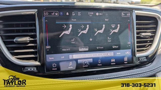 2023 Chrysler Pacifica Hybrid Touring L - Photo 18
