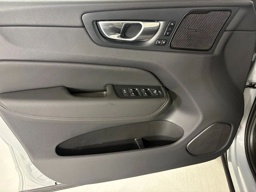 New 2026 Gray Metallic Volvo Ultra image 14