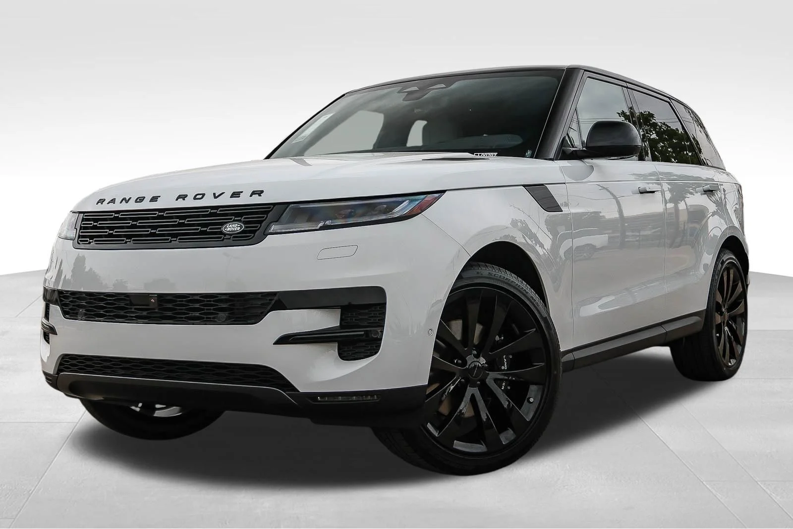 2026 Land Rover Range Rover Sport P360 SE MHEV's photo