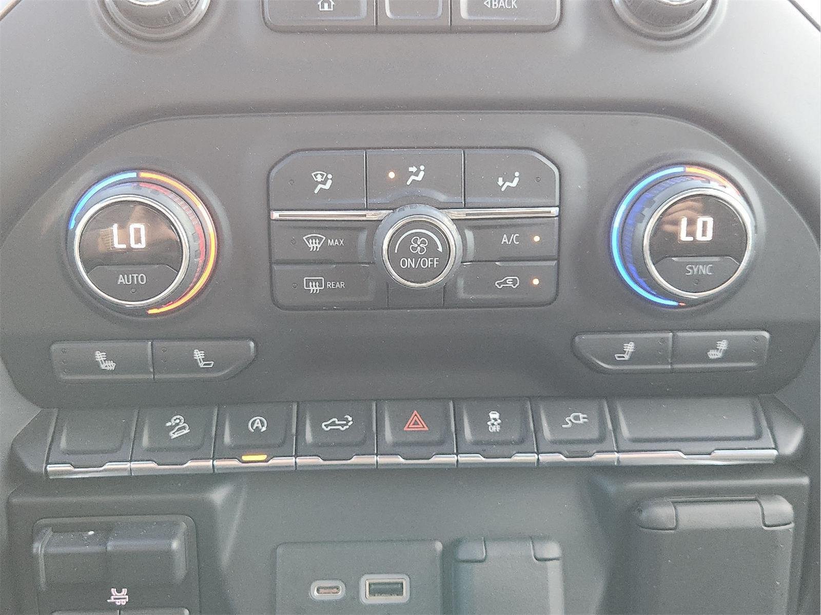 2021 Chevrolet Silverado 1500 photo 19 of 33