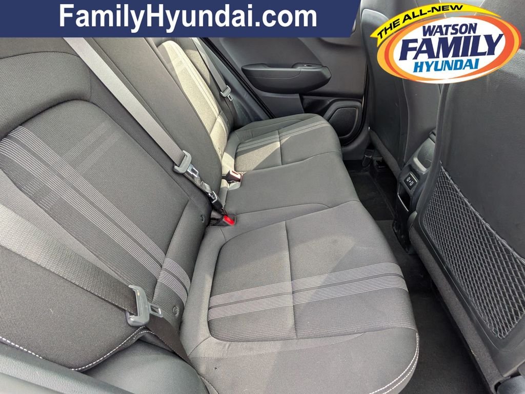 2025 Hyundai Venue SEL - Photo 24