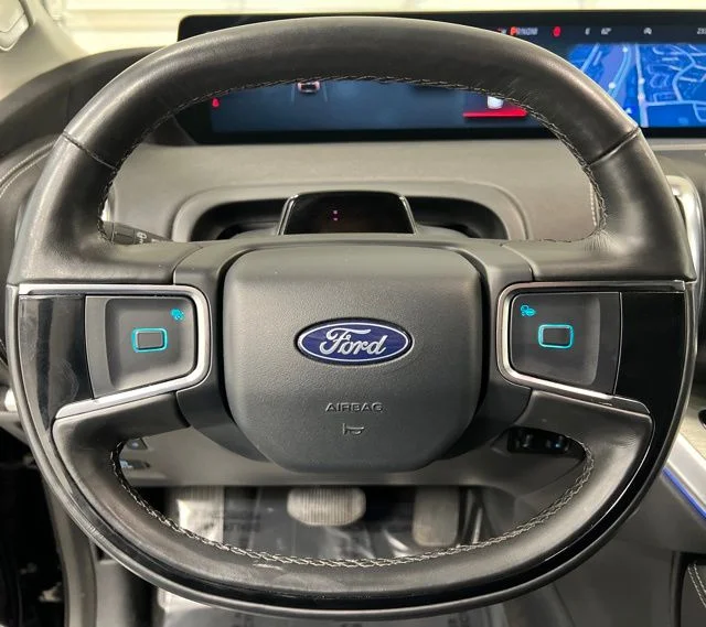 Used 2025 Black Ford Platinum image 25
