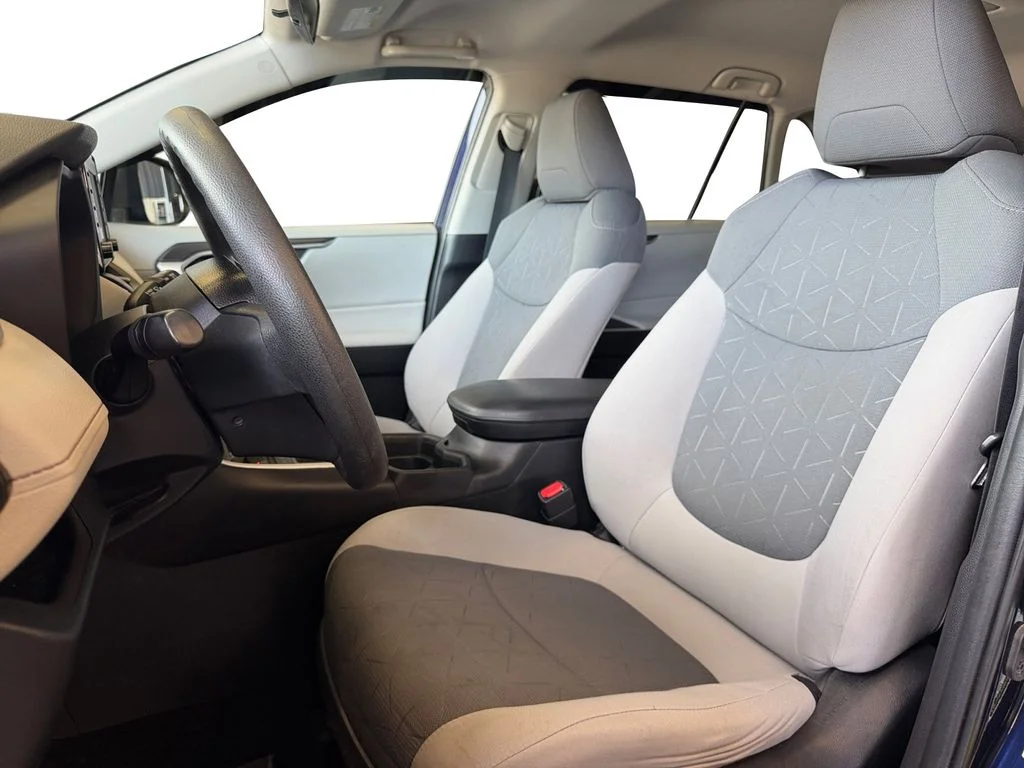 Used 2020 Blue Toyota XLE image 23
