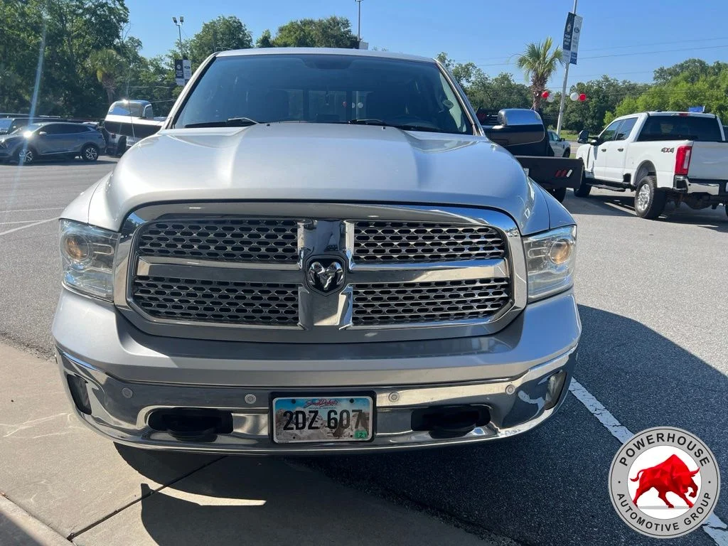 Used 2017 Silver Ram Laramie image 2