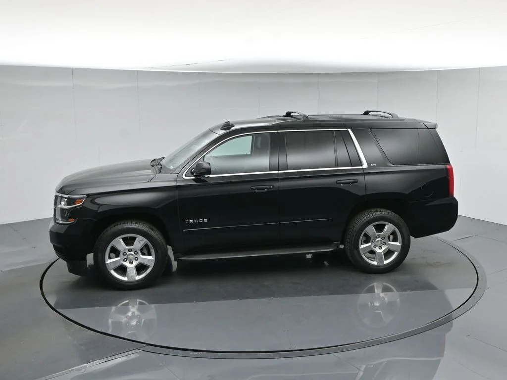 Used 2016 Black Chevrolet LS image 44