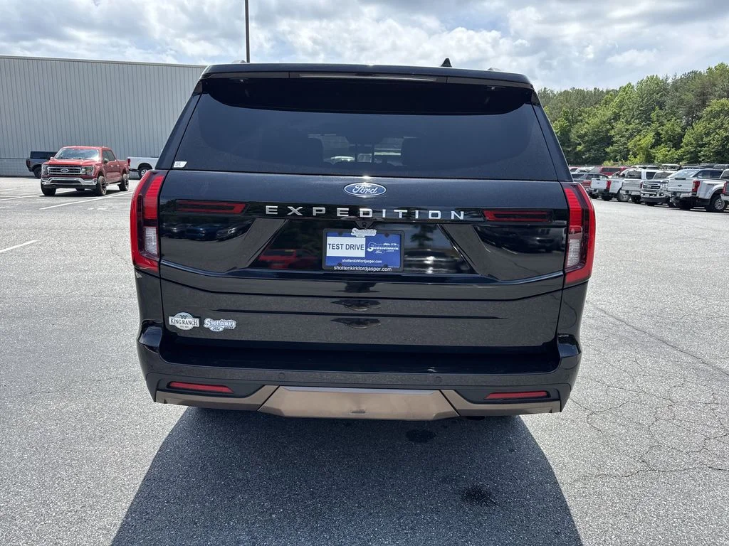 Used 2025 Black Ford King Ranch image 6