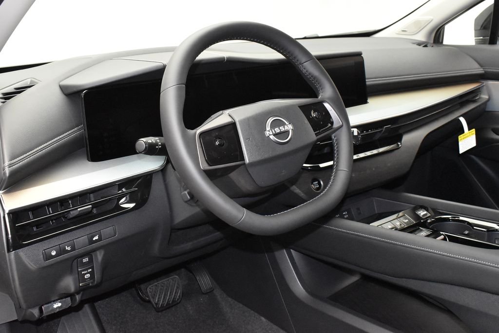 New 2026 Super Black Nissan Platinum image 17