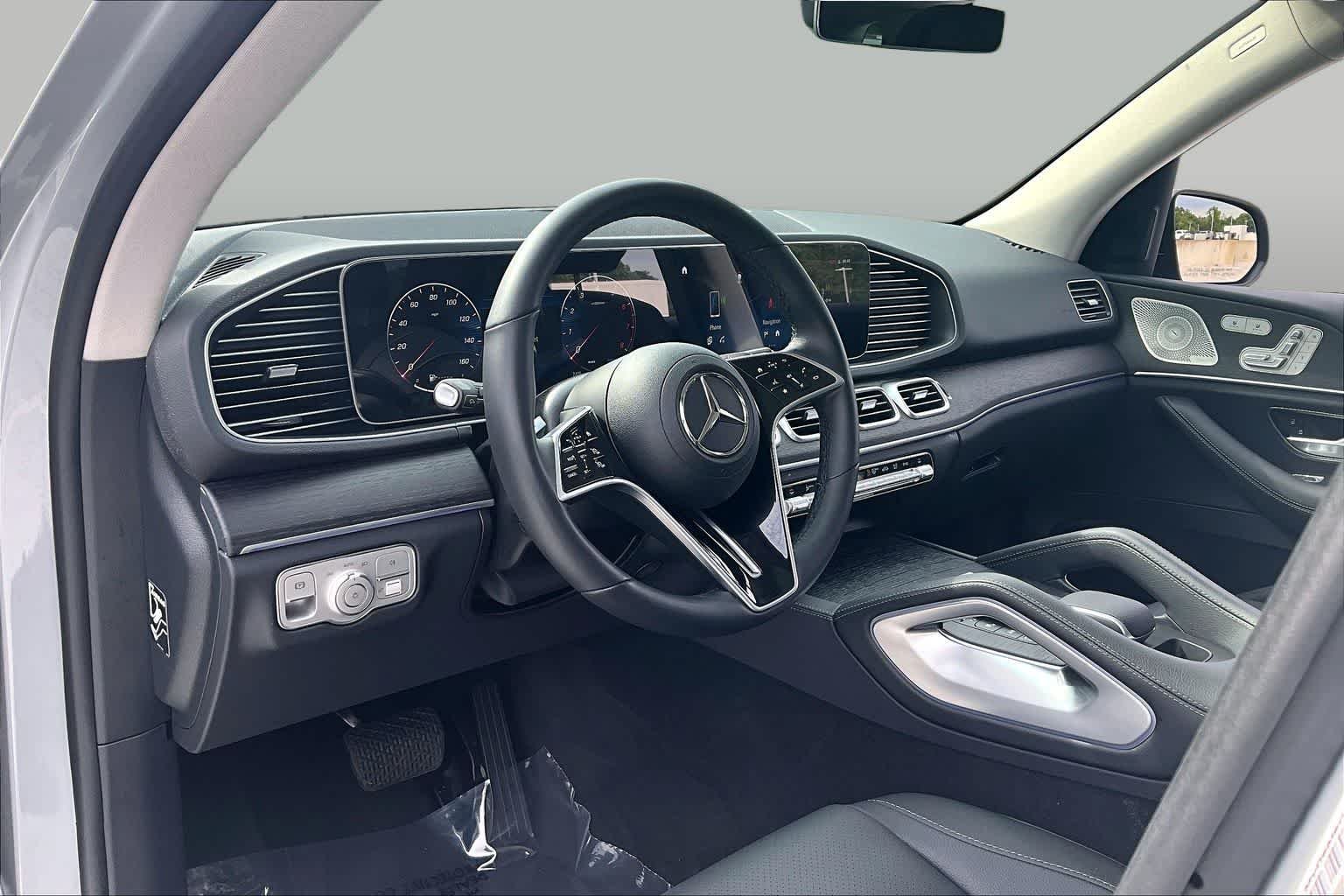 Used 2026 MANUFAKTUR Alpine Grey Mercedes-Benz GLE 450 image 18