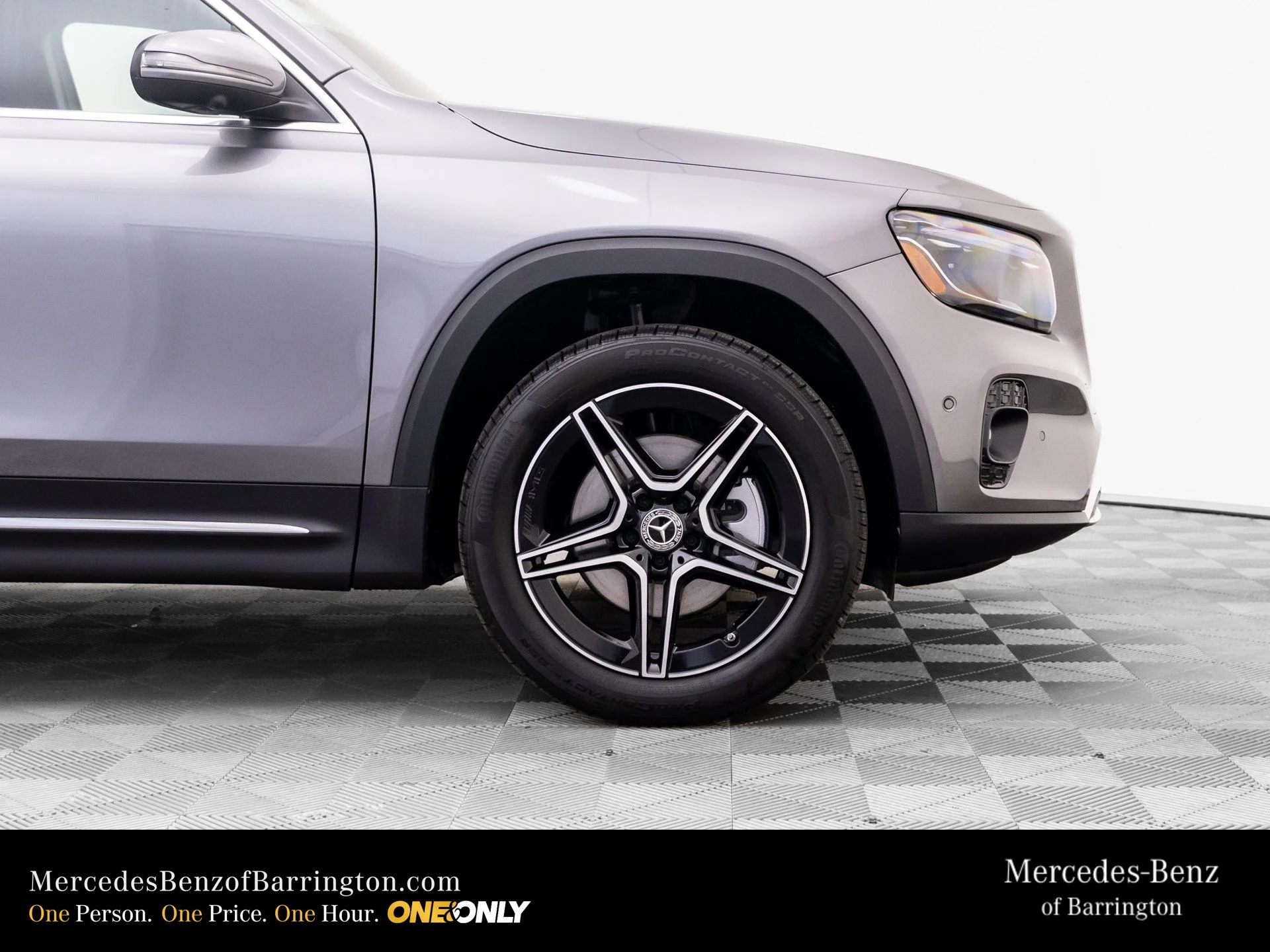 New 2026 Gray Mercedes-Benz GLB 250 image 31