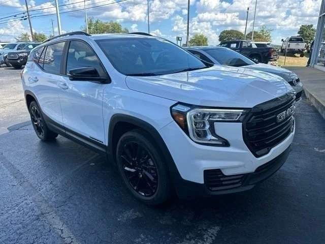 Certified Used 2024 Summit White GMC SLE image 1