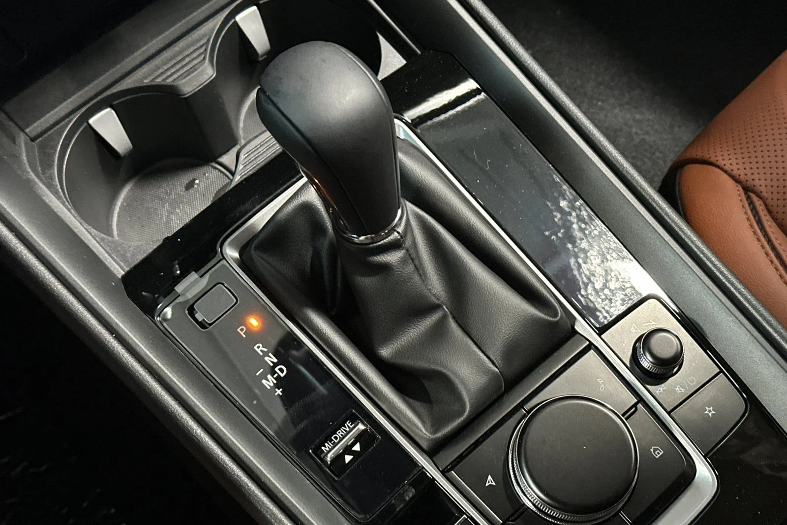 New 2026 Jet Black Mica Mazda 2.5 Turbo Meridian Edition AWD image 24