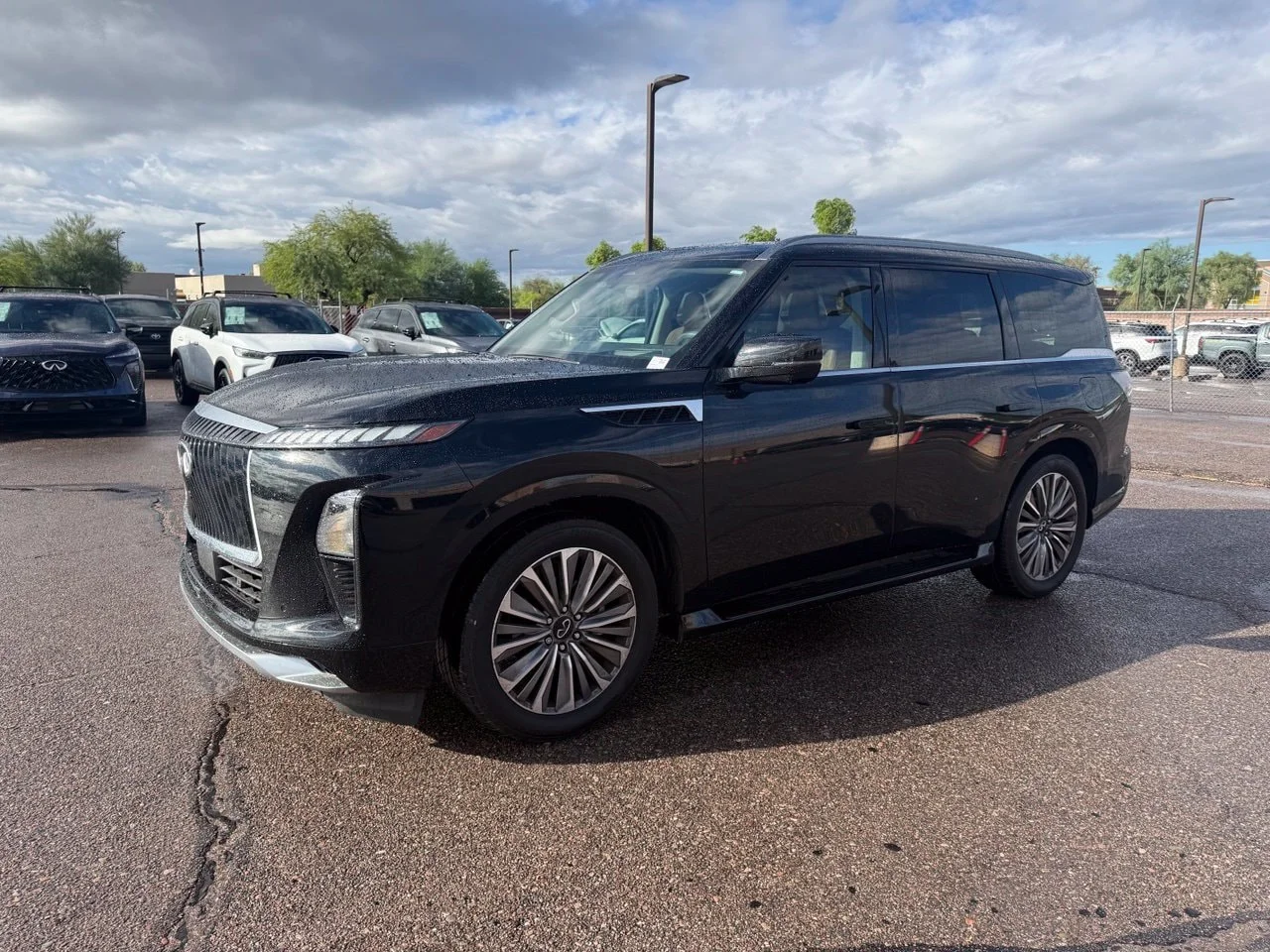 Certified Used 2025 Mineral Black INFINITI Sensory image 1