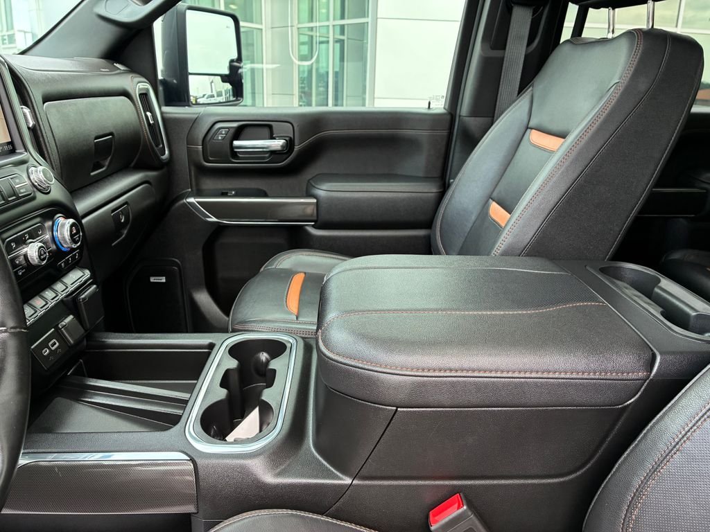 Used 2023 Red GMC AT4 image 18