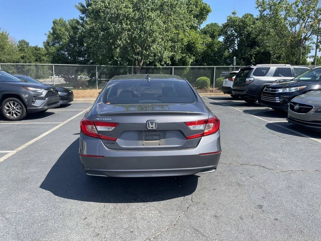 Used 2018 Gray Honda LX image 5