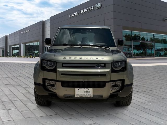 Certified Used 2025 Green Land Rover X-Dynamic SE image 8