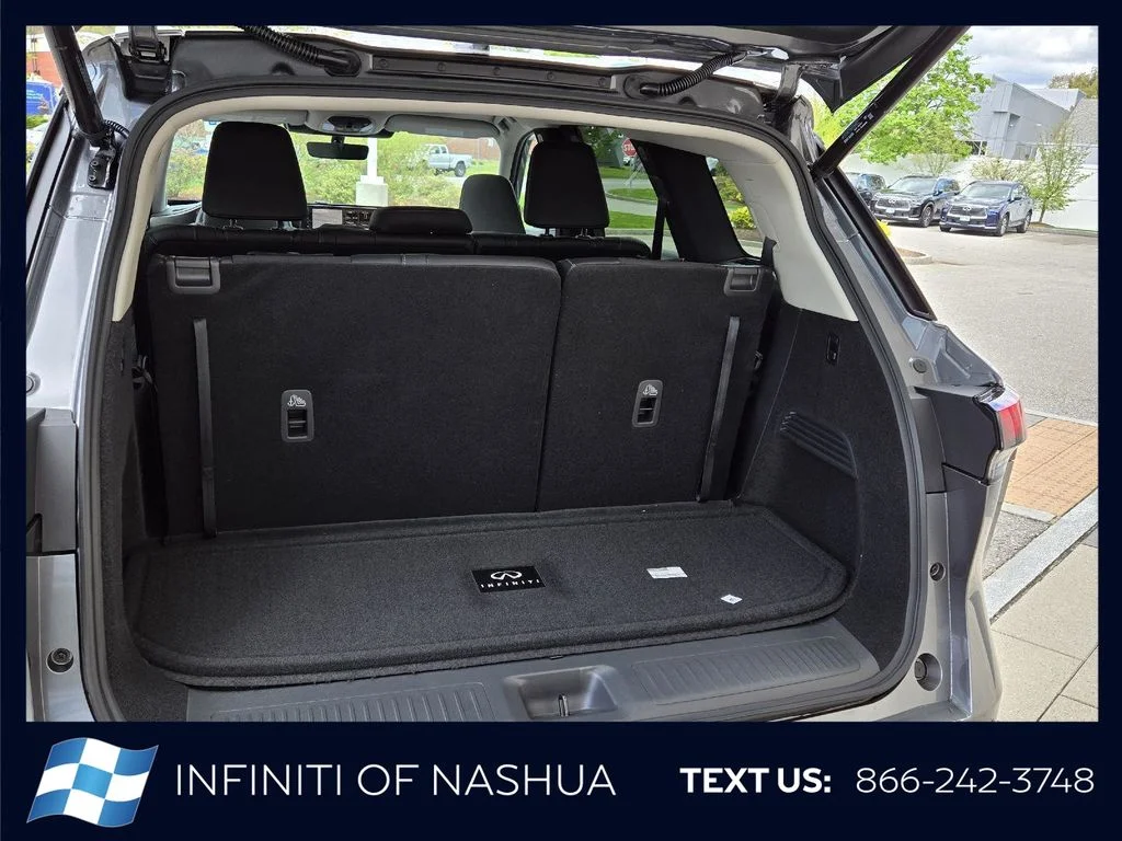 New 2027 GRAPHITE SHADOW INFINITI Luxe AWD image 20