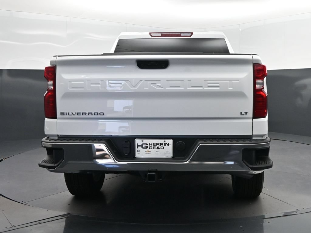 New 2026 Summit White Chevrolet LT (2FL) image 6